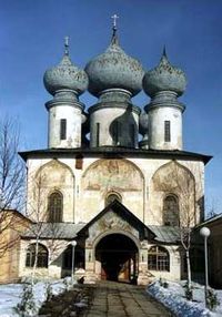 Успенский собор Тихвинского монастыря 