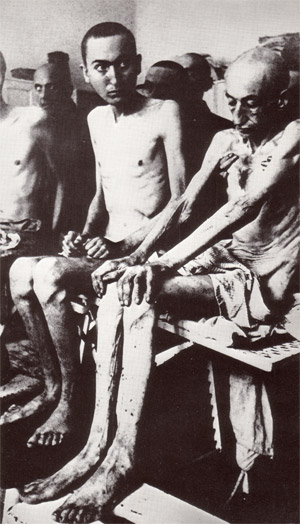 Заключенные концентрационного лагеря Дахау