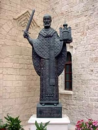 Никола Можайский. Памятник у Русского подворья в г. Бари (Италия)