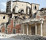 Ватикан призвал реставраторов мира помочь в восстановлении церковных памятников города Л'Аквила, пострадавшего от землетрясения