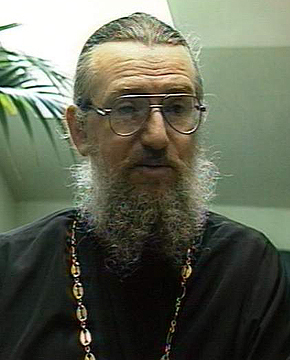 Священник Николай Скурат