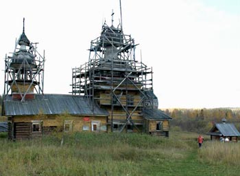 Урочище Куртяево. Алексиевскоя церковь и часовня на месте обретения чудотворного образа св. Алексия, человека Божия