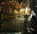 В пятницу 1-й седмицы Великого поста Святейший Патриарх Кирилл совершил Литургию Преждеосвященных Даров в Успенском соборе Троице-Сергиевой лавры