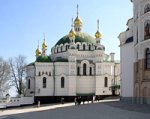 Святейший Патриарх Кирилл и Блаженнейший митрополит Владимир совершили Литургию Преждеосвященных Даров в трапезном храме Киево-Печерской лавры