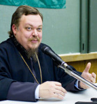 Прот. Всеволод Чаплин встретился с православными молодежными лидерами