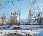 В неделю о мытаре и фарисее, праздник Собора новомучеников и исповедников Российских, Святейший Патриарх Кирилл совершил Божественную литургию в храме Спаса Преображения на Песках в Москве