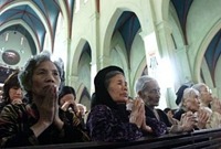 Во Вьетнаме по приказу властей разрушены две христианские церкви Во Вьетнаме по приказу властей разрушены две христианские церкви