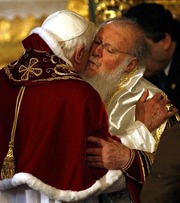 Константинопольский Патриарх Варфоломей сожалеет об отставке Папы Бенедикта XVI