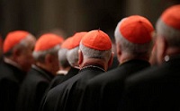 Первое заседание Совета восьми кардиналов открылось в Ватикане