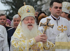 Патриаршее поздравление архиепископу Уральскому Антонию с 45-летием служения в священном сане