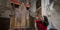 700-летнее кресло в Вестминстерском аббатстве обновят к коронации короля Карла III