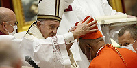 Папа Франциск назначил 21 нового кардинала, включая скандального архиепископа Фернандеса и архиепископа Гуджеротти
