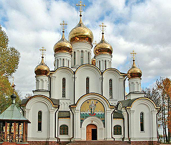 Возрожденный Никольский собор переславского Никольского женского монастыря