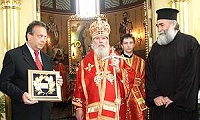 Предстоятель Русской Православной Церкви награжден золотым лавровым венком ассоциации «Вселенский эллинизм»