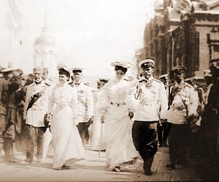 Николай II в Сарове. 1903 г.