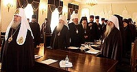 Под председательством Святейшего Патриарха Алексия состоялось совещание руководителей Синодальных учреждений Русской Православной Церкви