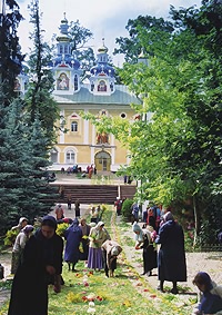 В канун Успения Божией Матери