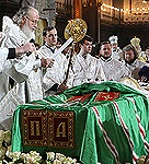 В Храме Христа Спасителя состоялось отпевание Святейшего Патриарха Московского и всея Руси Алексия II