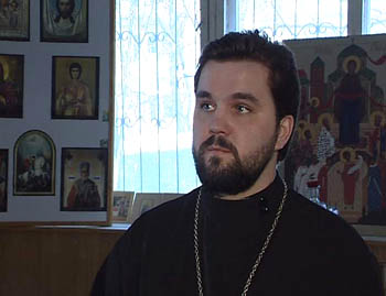 Священник Андрей Суриков