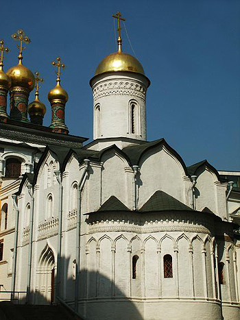 Церковь Ризоположения Пресвятой Богородицы в Кремле 
