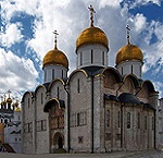 В день праздника Введения во храм Пресвятой Богородицы Святейший Патриарх Алексий совершил Божественную Литургию в Успенском соборе Кремля
