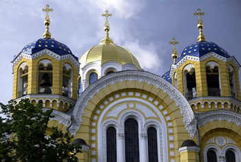 Купола Владимирского собора в Киеве