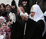В праздник Благовещения Святейший Патриарх Кирилл совершил Божественную литургию в Благовещенском соборе Московского Кремля