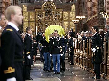 Церемония перезахоронения останков императрицы Марии Феодоровны. Дания
