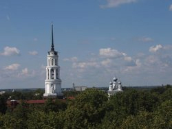 Шуя. Вид на Воскресенский собор и колокольню