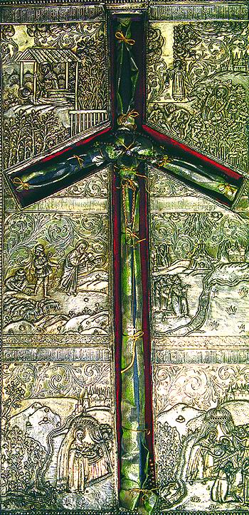 Крест св. Нины (IV в.). Оклад (XVIII в.) (Тбилисский Сиони)