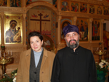 Настоятель Свято-Троицкого храма протоиерей Павел Недосекин и его матушка Анна Антоновна