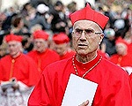Папу Римского на похоронах жертв землетрясения в Абруццо будет представлять государственный секретарь Святого Престола кардинал Бертоне