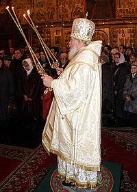 В день памяти святителя Петра Его Святейшество совершил Божественную литургию в Успенском соборе Московского Кремля