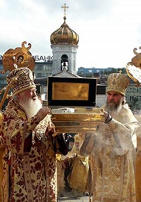 В Москву доставлены мощи святых преподобномучениц Великой княгини Елизаветы Федоровны и инокини Варвары