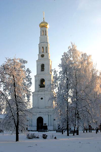 Колокольня Николо-Угрешского монастыря
