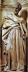 Скульптуры Микеланджело вернулись в Сиенский собор после реставрации знаменитого алтаря Пикколомини
