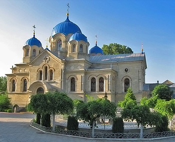 Свято-Успенский храм монастыря