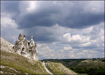 Костомаровский Спасский женский монастырь