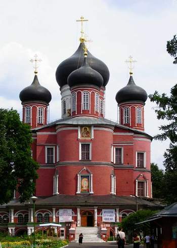 Большой собор Донского монастыря.