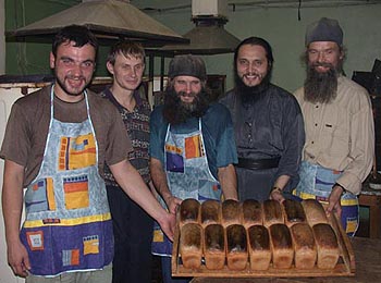 Монастырский хлеб. Фото - Архимандрит Трифон (Плотников) <BR>