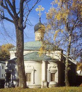 Храм свт. Амвросия Медиоланского в Новодевичьем монастыре
