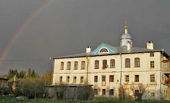Свято-Троицкий Павлов Обнорский монастырь