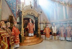 В четверг Светлой седмицы Предстоятель Русской Церкви совершил Литургию в Троице-Сергиевой лавре