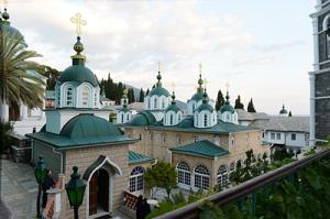 Святейший Патриарх Кирилл прибыл в Русский на Афоне Пантелеимонов монастырь