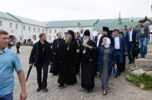 Святейший Патриарх Кирилл ознакомился с ходом реставрационных работ в Соловецком монастыре