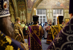 В пятницу первой седмицы Великого поста Святейший Патриарх Кирилл совершил богослужение в Богородице-Рождественском ставропигиальном монастыре