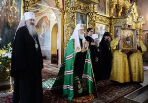 Святейший Патриарх Кирилл посетил Успенский Трифонов мужской монастырь в Кирове
