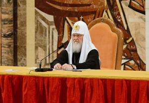Святейший Патриарх Кирилл: Нет необходимости увеличивать число епархиальных отделов социальной направленности