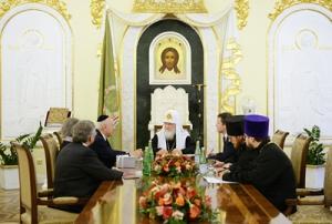 Состоялась встреча Святейшего Патриарха Кирилла с председателем Фонда «Призыв совести»