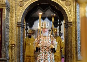 В праздник Собора Московских святых Святейший Патриарх Кирилл совершил Литургию в Успенском соборе Московского Кремля